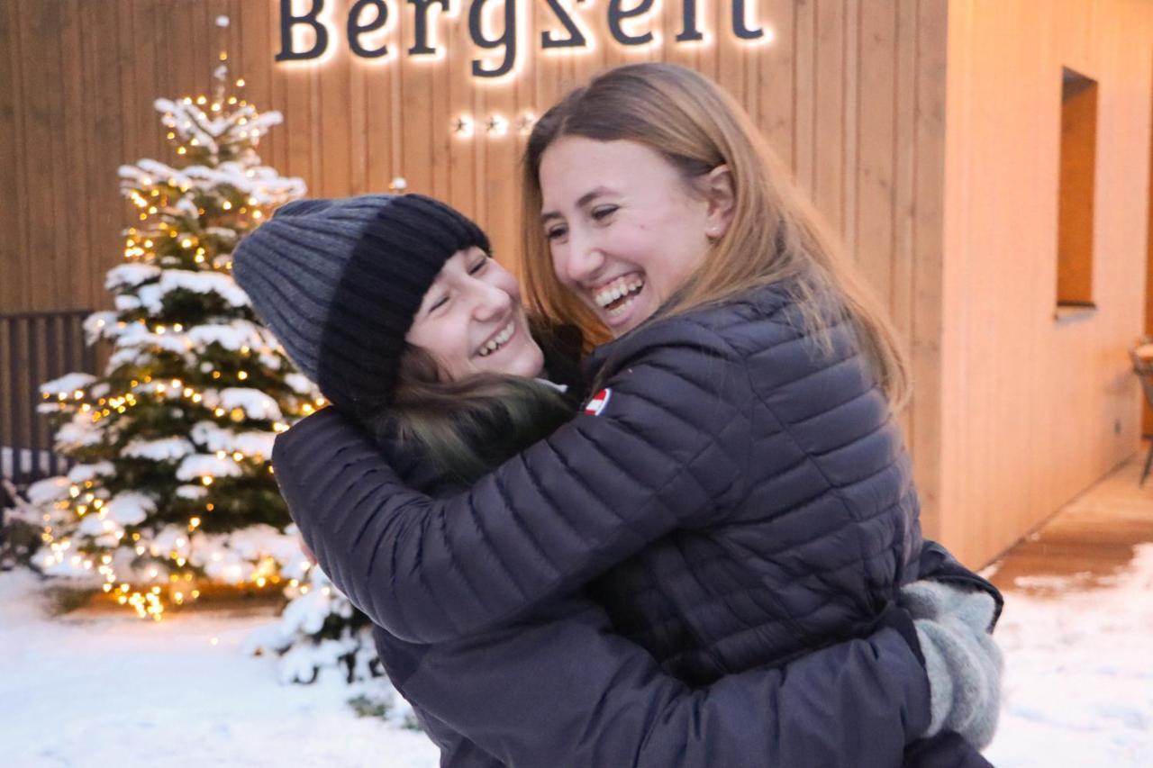Hotel Bergzeit Гросарл Екстериор снимка
